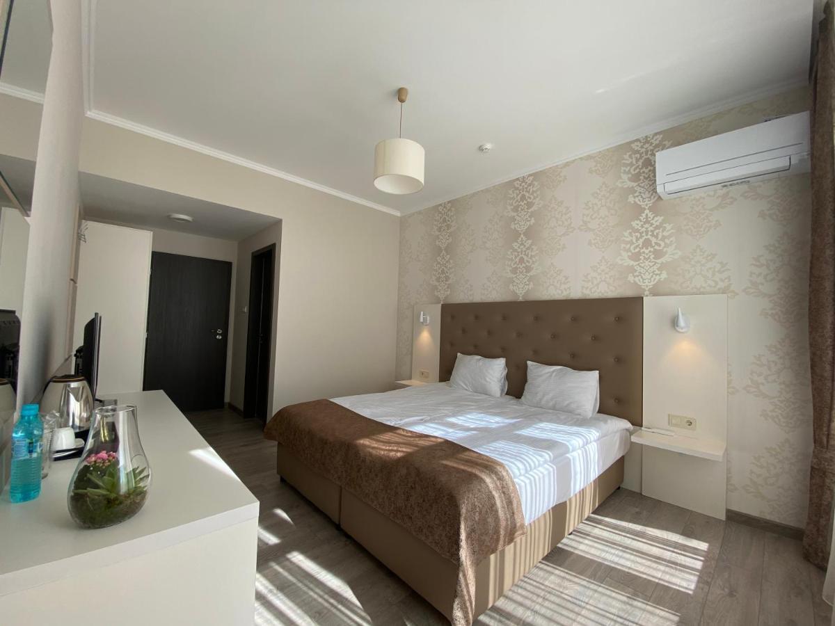 Comfort Guest Rooms Kazanlak Ngoại thất bức ảnh