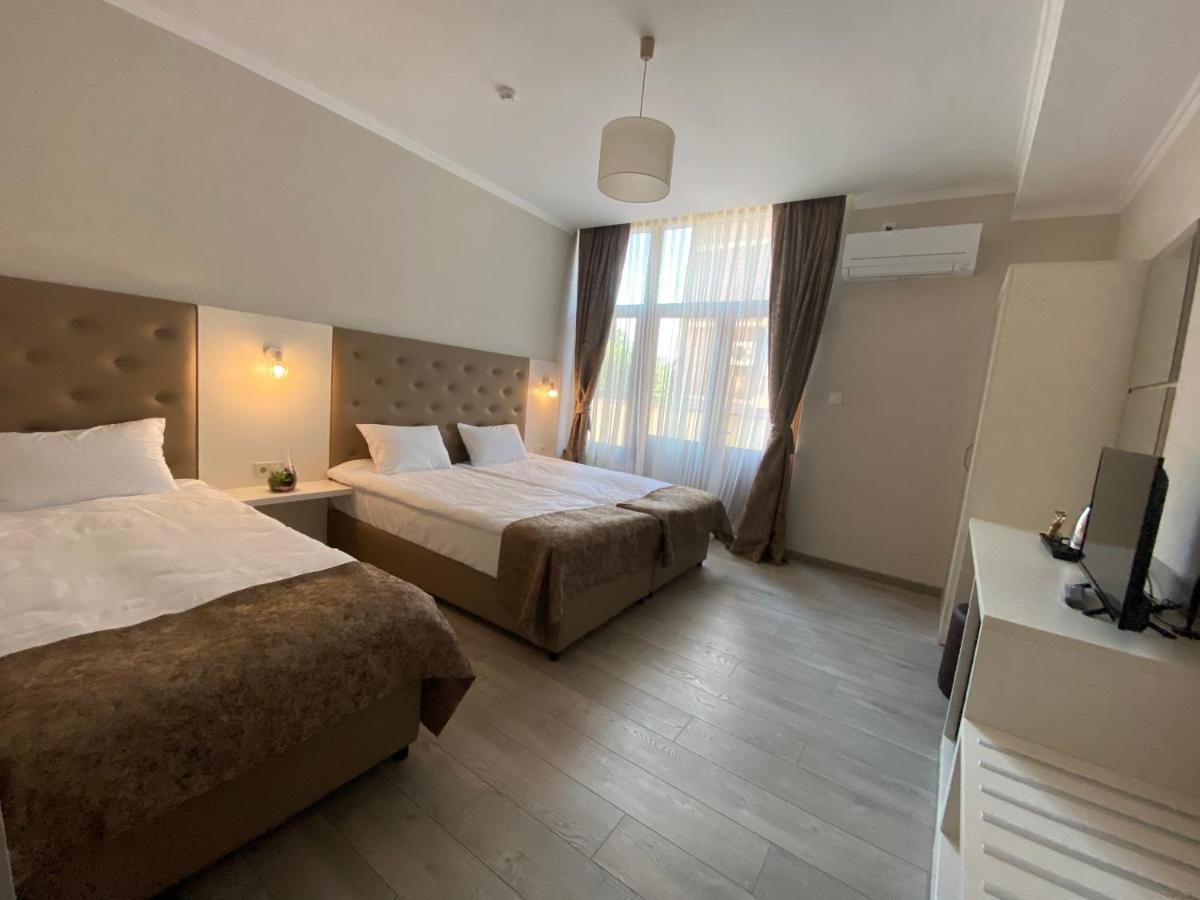 Comfort Guest Rooms Kazanlak Ngoại thất bức ảnh